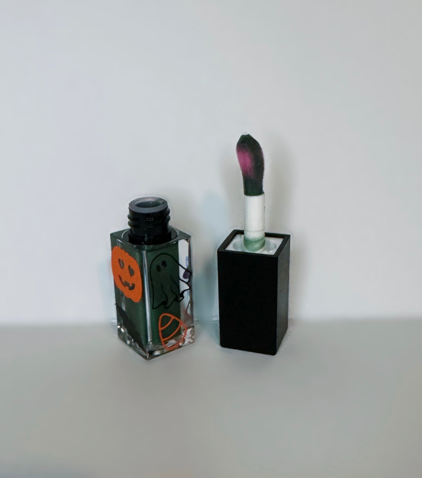 Raven’s Brew Color Changing Lip Gloss